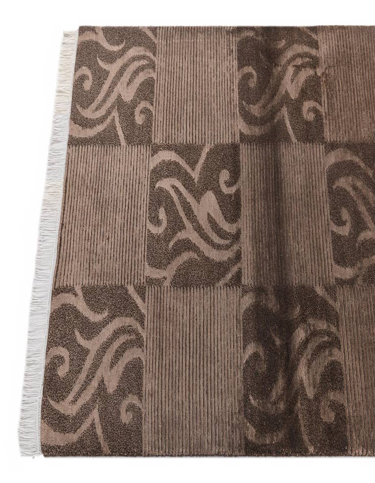 Detail image of 2' 7 x 5'  Hand Knotted Darya Wool Rug