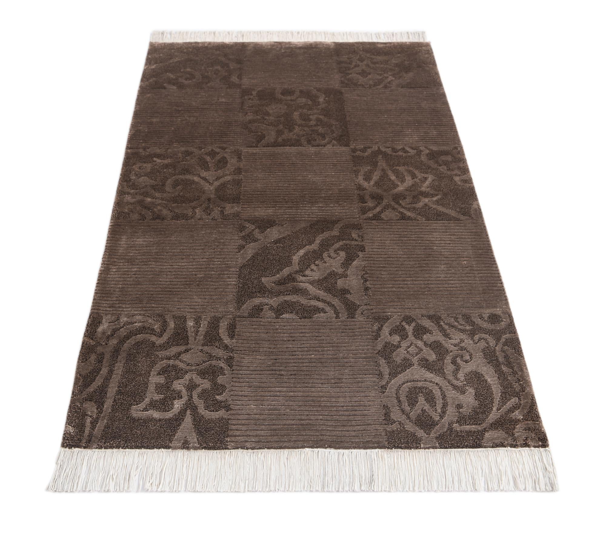 2' 7 x 5' Hand Knotted Darya Wool Rug