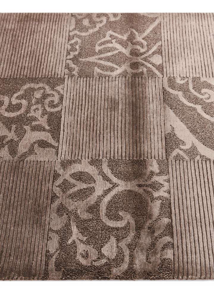 2' 7 x 5' Hand Knotted Darya Wool Rug