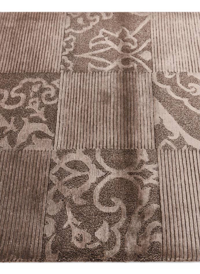 Detail image of 2' 7 x 5' Hand Knotted Darya Wool Rug