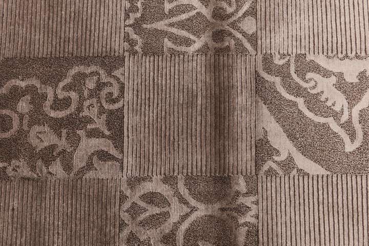 2' 7 x 5' Hand Knotted Darya Wool Rug