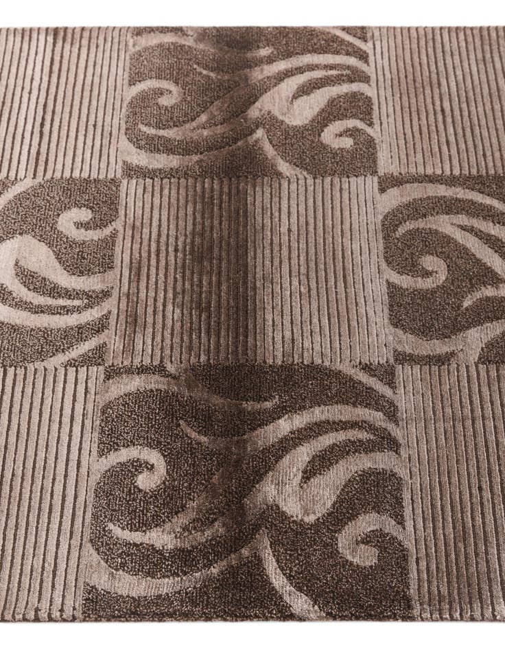 Detail image of 2' 8 x 5' 6  Hand Knotted Darya Wool Rug