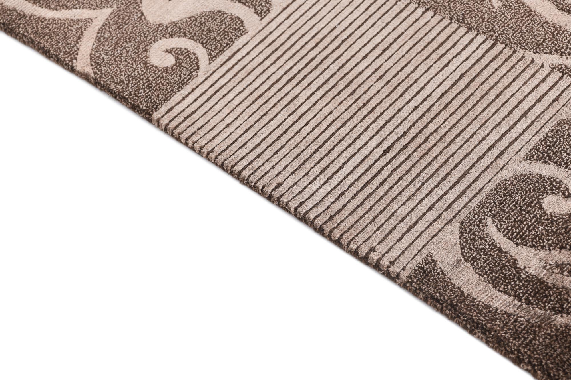 2' 8 x 5' 6 Hand Knotted Darya Wool Rug