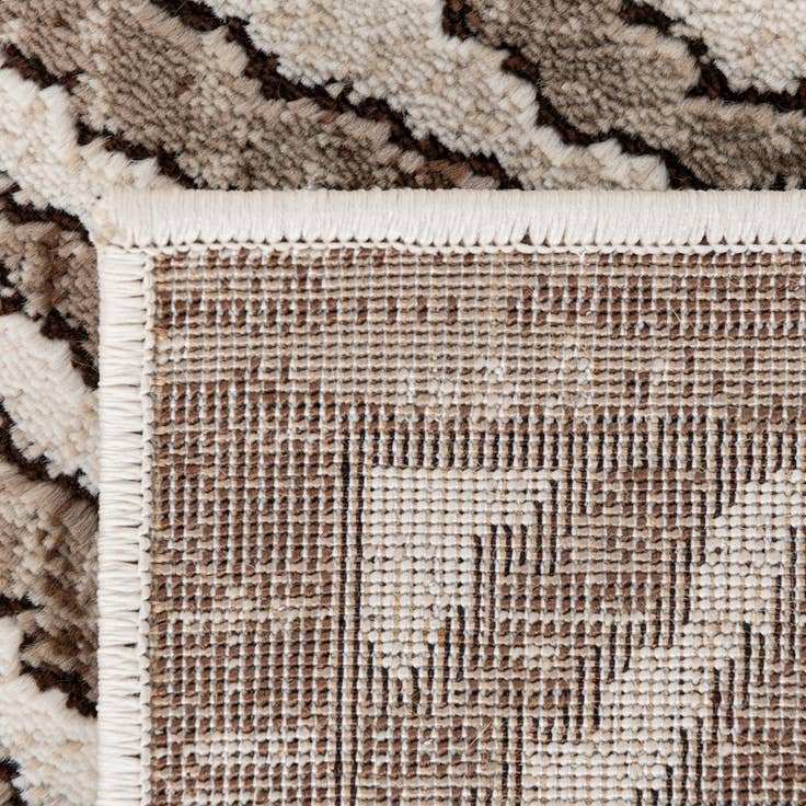 Detail image of 3' 3 x 5' 3 Hermitage Rug