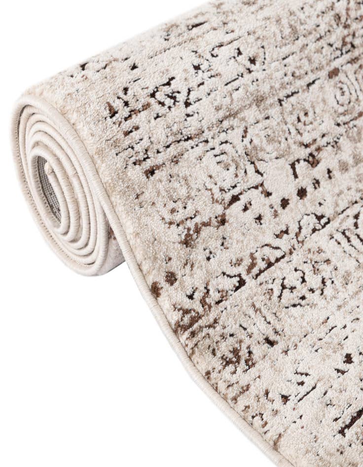 Detail image of 3' 3 x 5' 3 Hermitage Rug