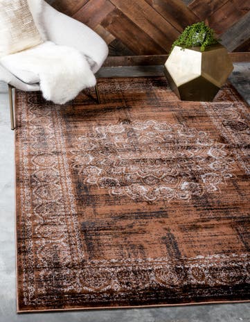 7' x 10' Istanbul Rug