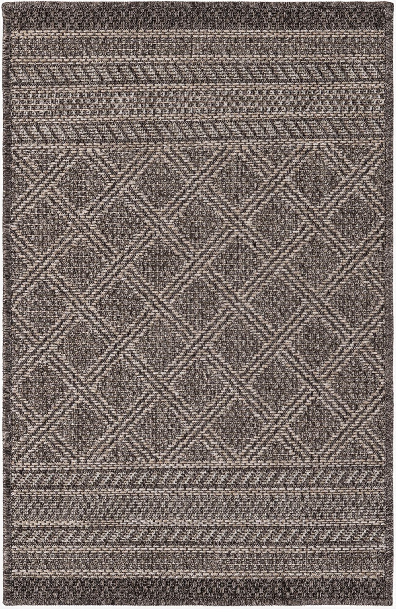 2' x 3' 1  Washable Trellis Indoor / Outdoor Rug
