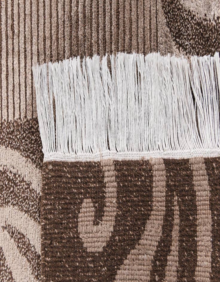 Detail image of 2' 9 x 9' 6  Hand Knotted Darya Wool Runner Rug