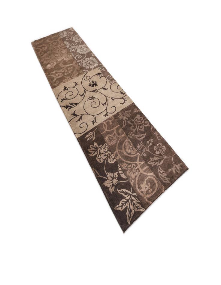 Detail image of 2' 9 x 10'  Hand Knotted Darya Wool Runner Rug