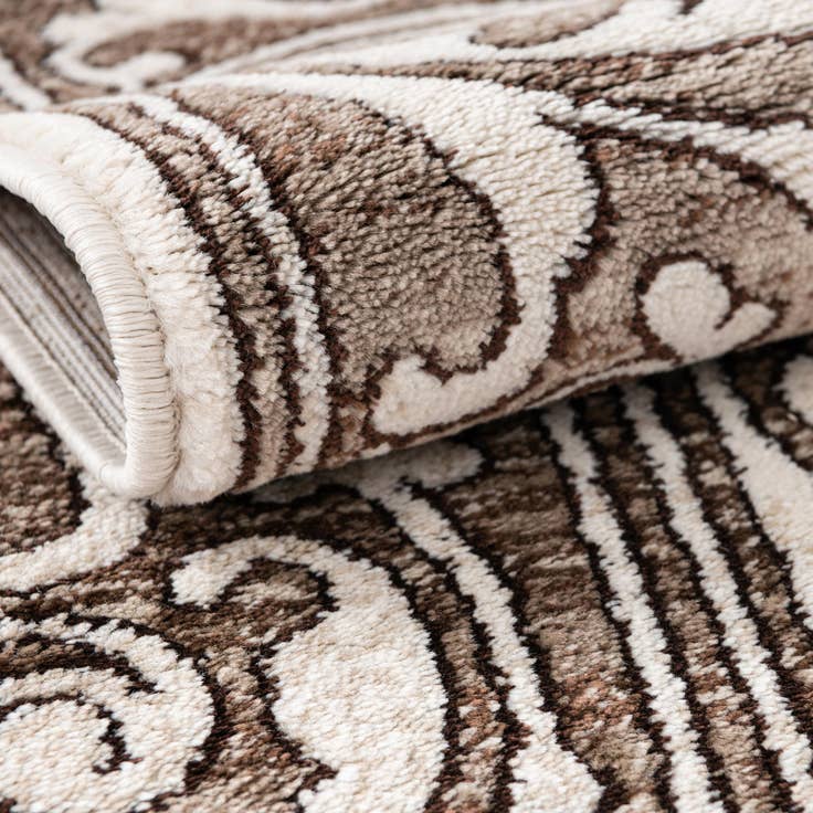 Detail image of 2' 6 x 10' Hermitage Runner Rug
