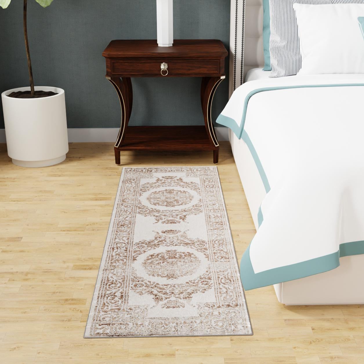 2' 6 x 10' Hermitage Runner Rug