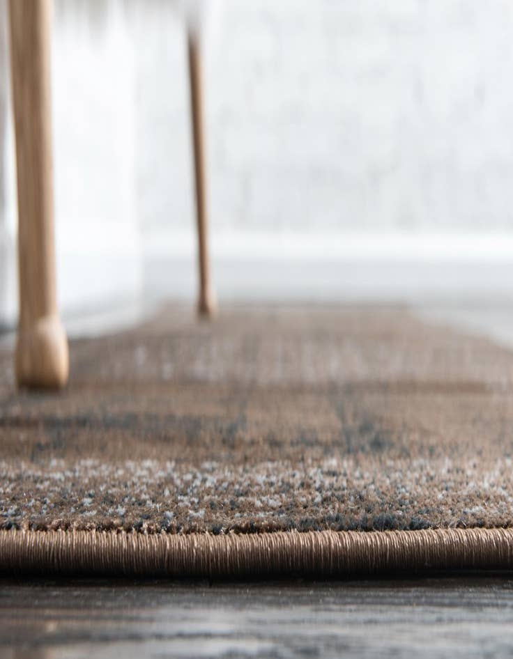 Detail image of 3' x 9' 10 Istanbul Runner Rug