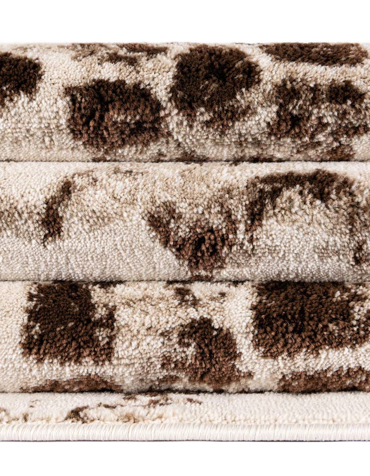 Detail image of 2' x 6' Nepal Runner Rug