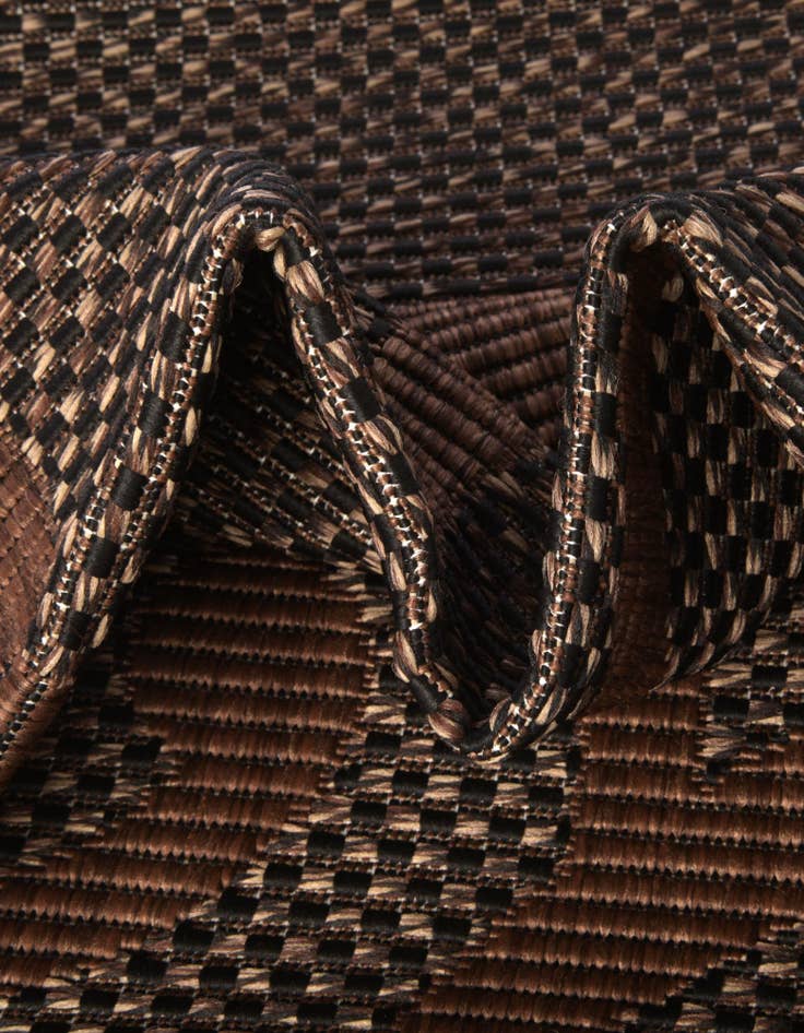 Detail image of 2' x 6'  Washable Botanical Indoor / Outdoor Runner Rug