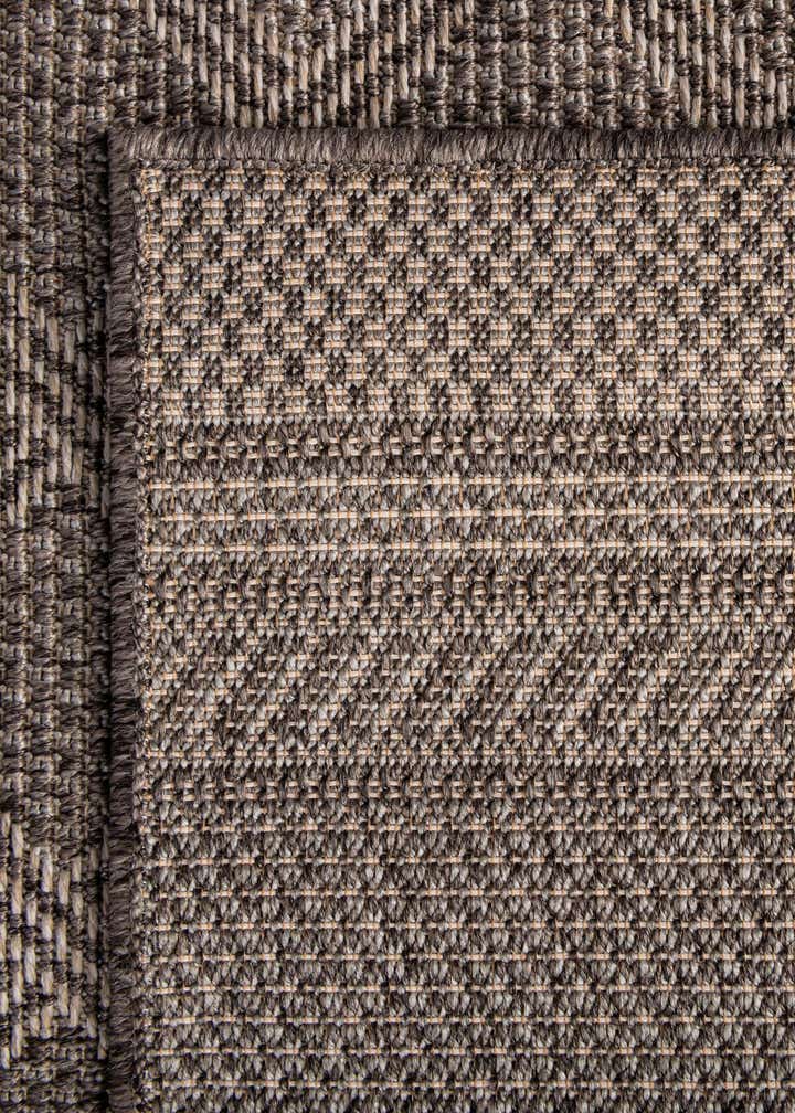 2' x 6' 1 Easy-Clean Trellis Indoor / Outdoor Runner Rug