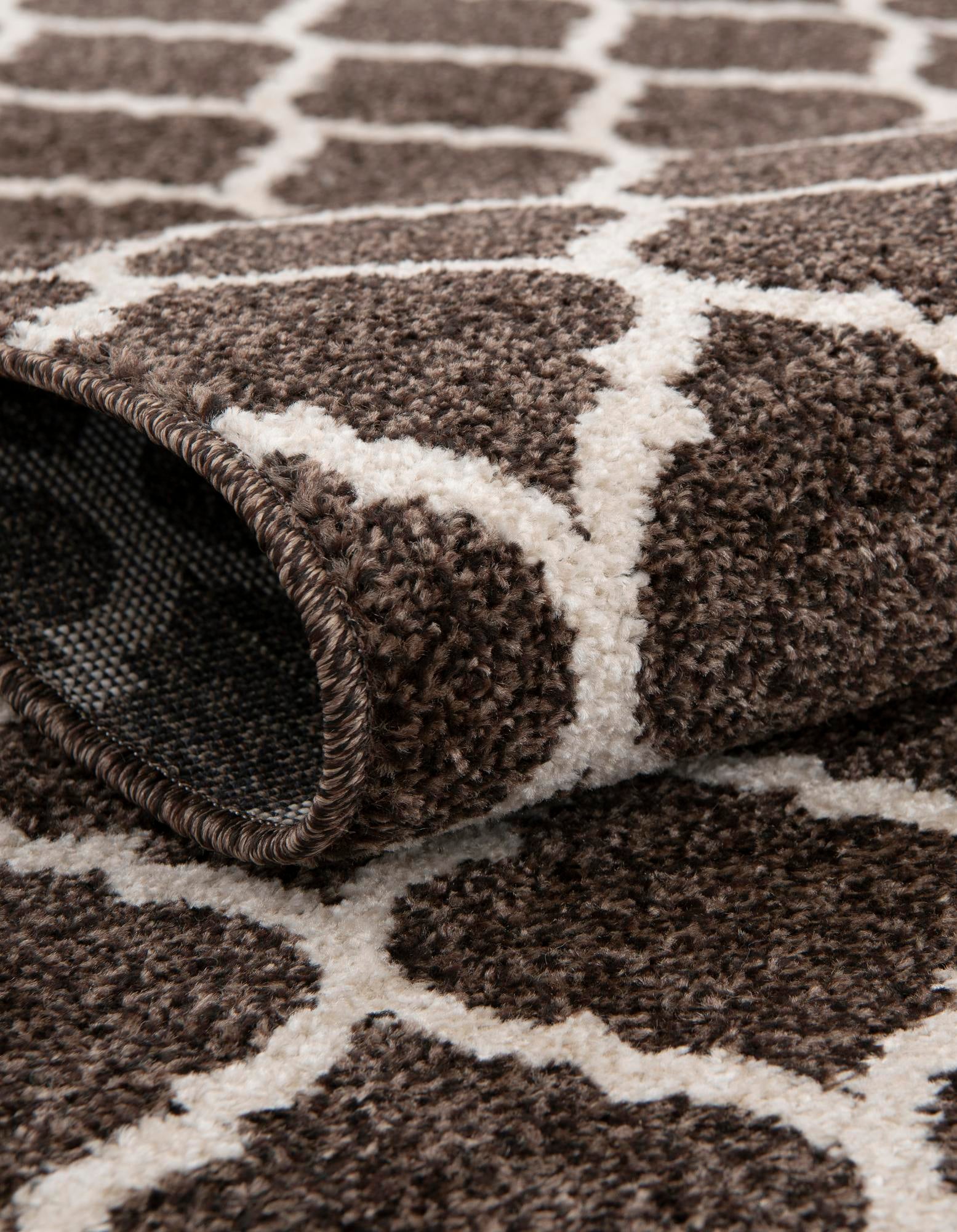 2' 7 x 13' Trellis Runner Rug