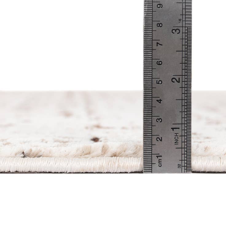 Detail image of 7' 10 x 7' 10 Hermitage Square Rug