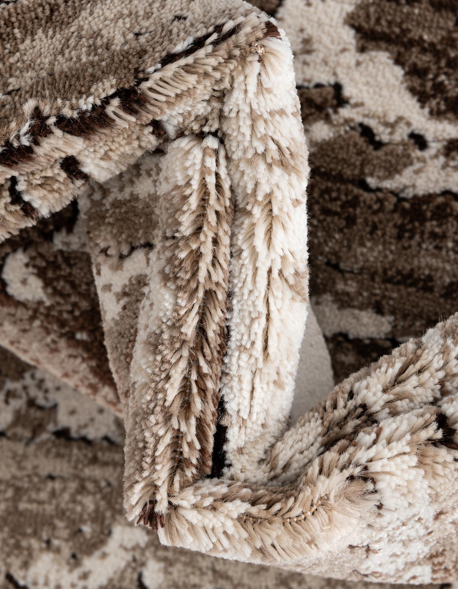 3' 3 x 3' 3 Hermitage Square Rug