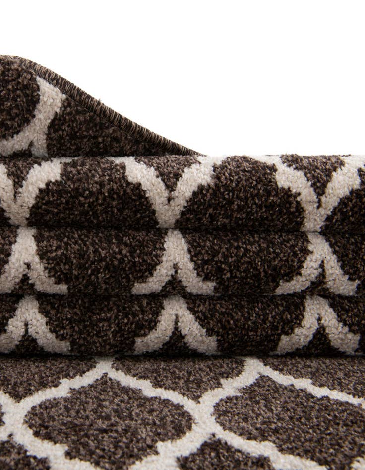 Detail image of 10' x 10' Lattice Square Rug