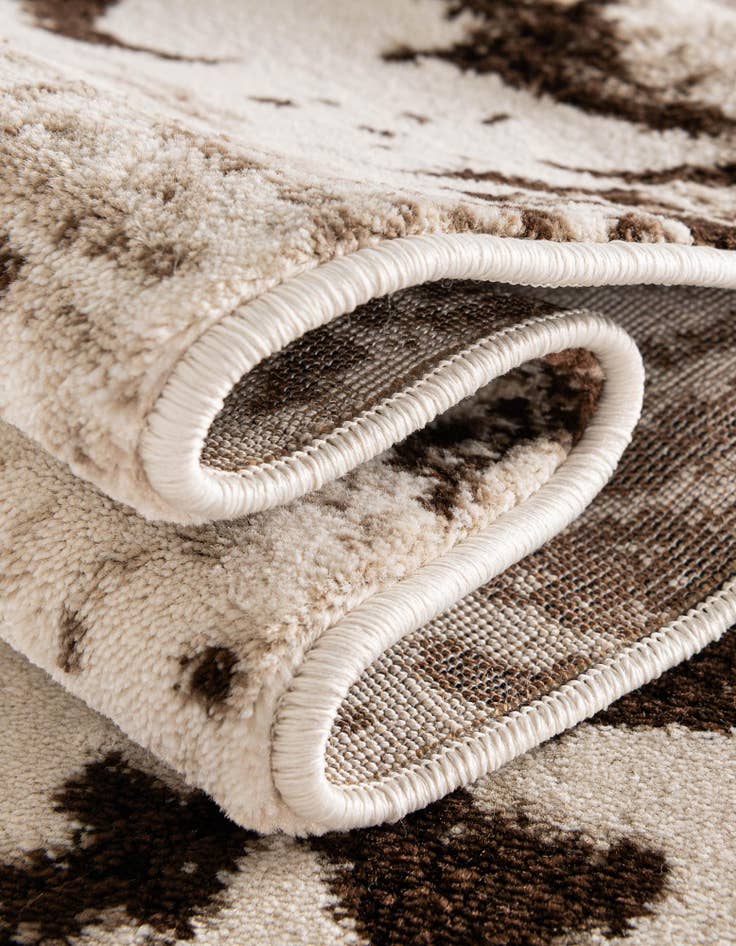 Detail image of 8' x 8' Nepal Square Rug