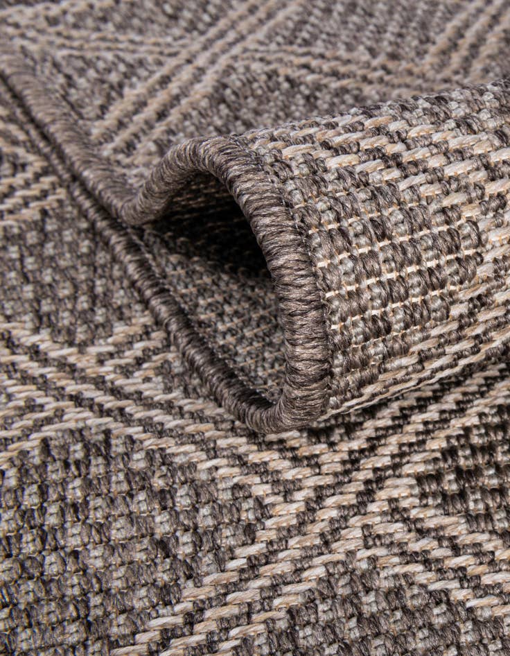 Detail image of 5' 1 x 5' 1 Easy-Clean Trellis Indoor / Outdoor Square Rug
