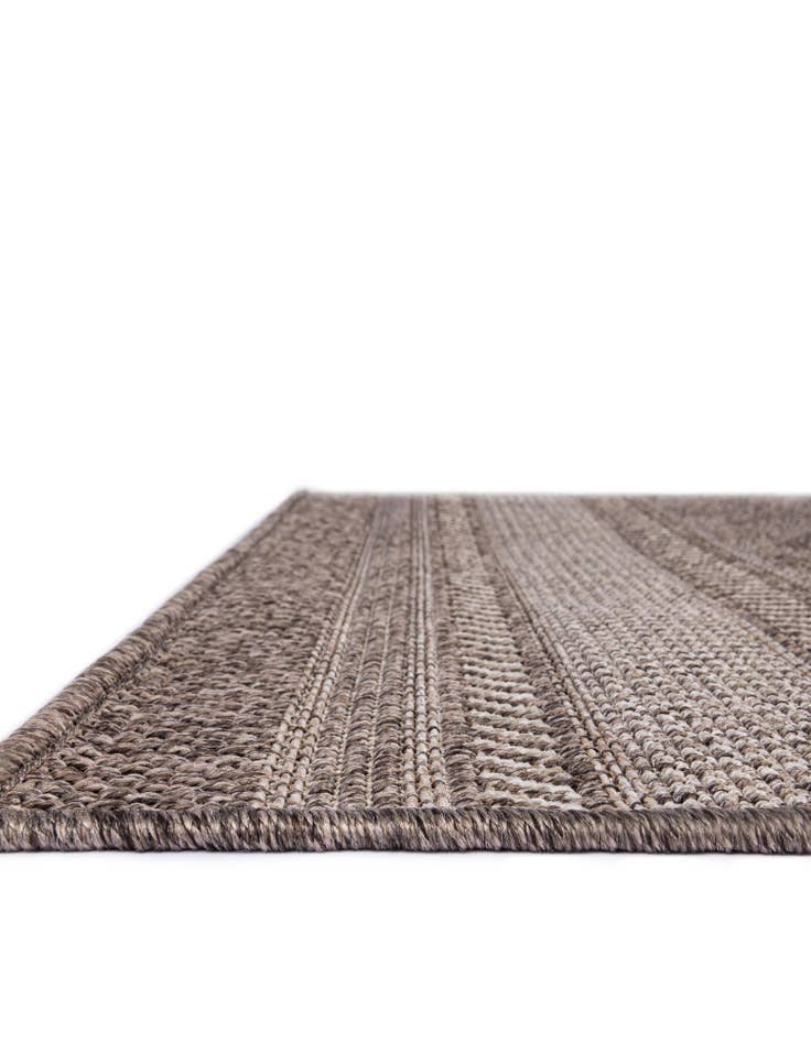 Detail image of 5' 1 x 5' 1  Washable Trellis Indoor / Outdoor Square Rug
