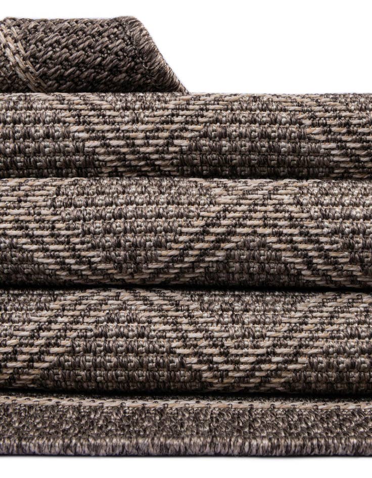 Detail image of 5' 1 x 5' 1 Easy-Clean Trellis Indoor / Outdoor Square Rug