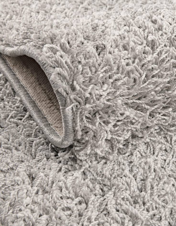 Detail image of 5' 3 x 8' Comfort Solid Shag Rug