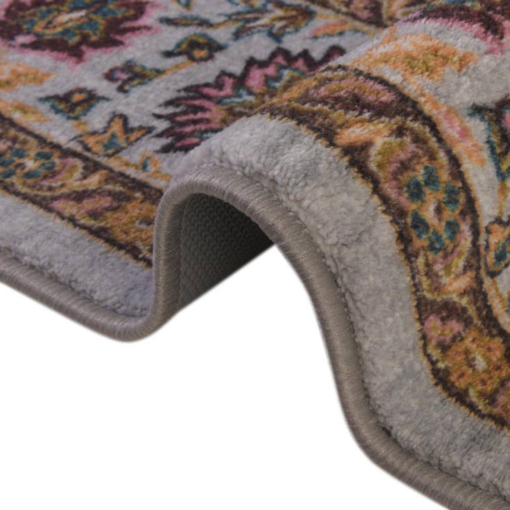 Detail image of 6' 7 x 9' Medina Rug