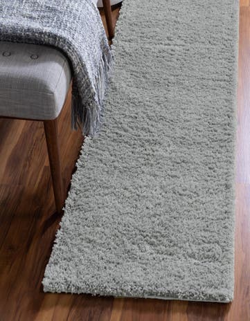 2' 7 x 13' Soft Solid Shag Runner Rug