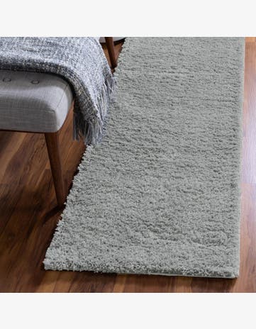 2' 7 x 13' Soft Solid Shag Runner Rug