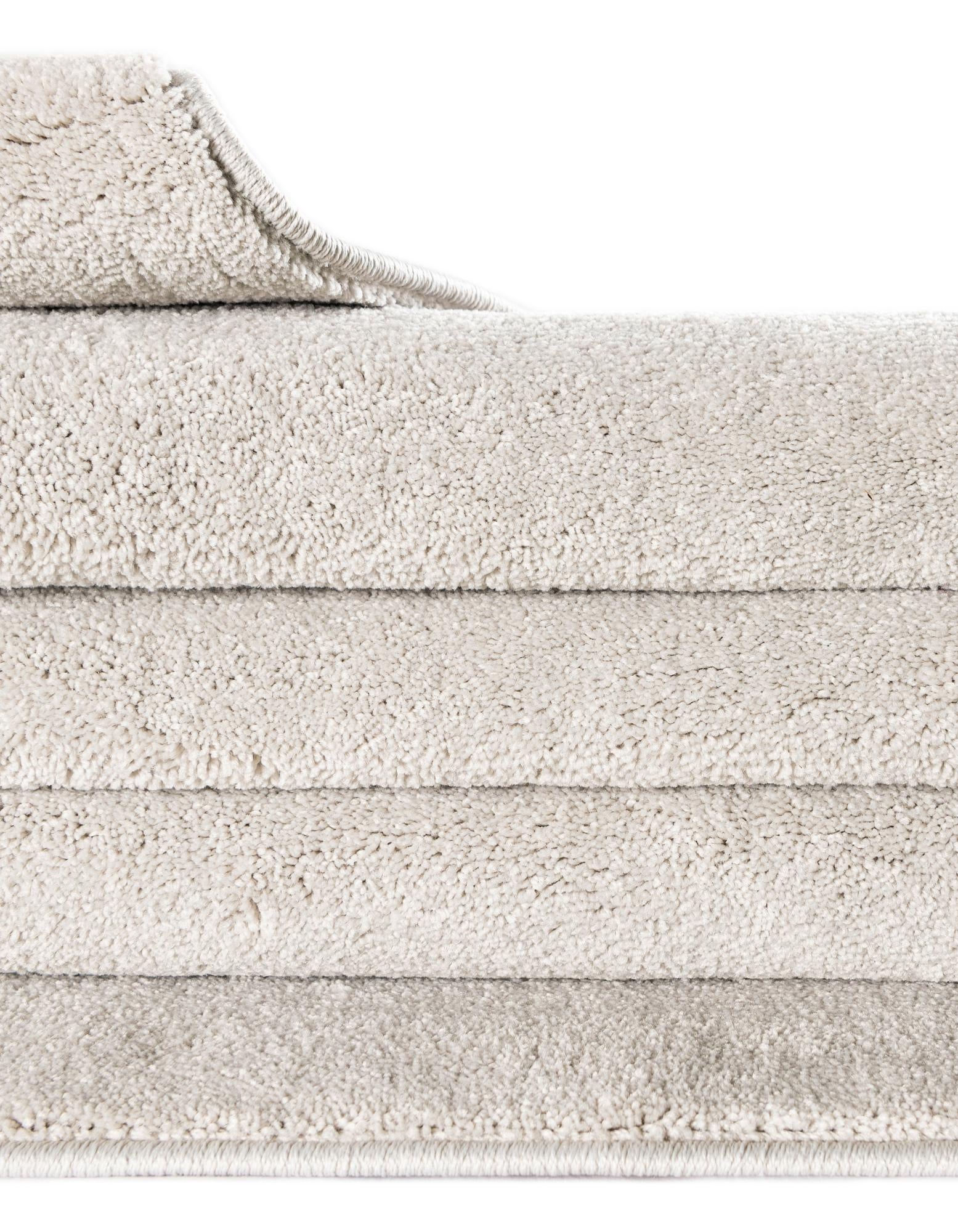 3' 3 x 3' 3 Everyday Solid Square Rug
