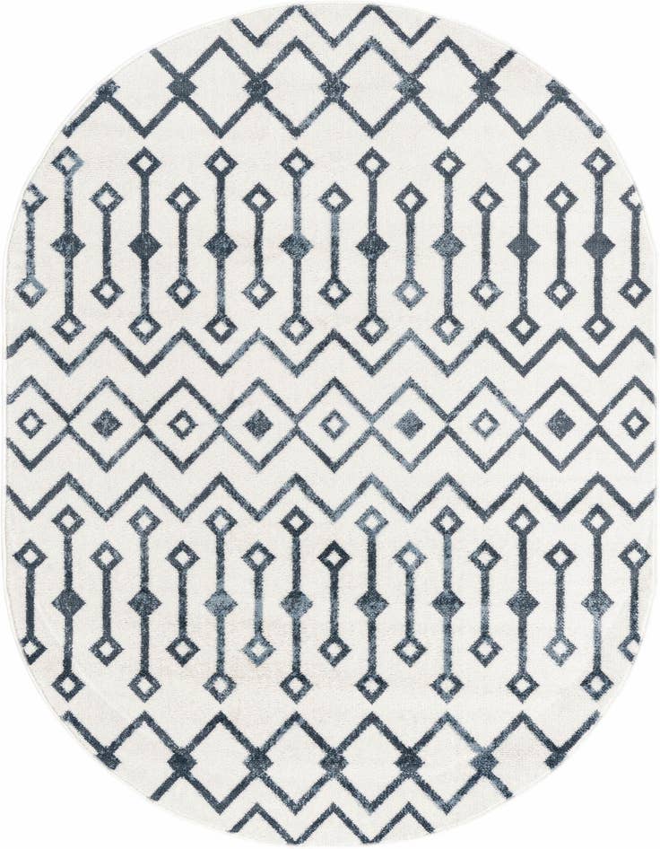 Detail image of 4' x 6' Bohemian Trellis Oval Rug