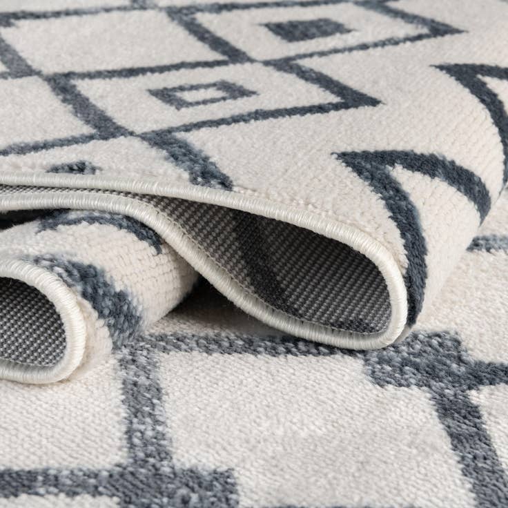 Detail image of 2' 7 x 12' Bohemian Trellis Runner Rug