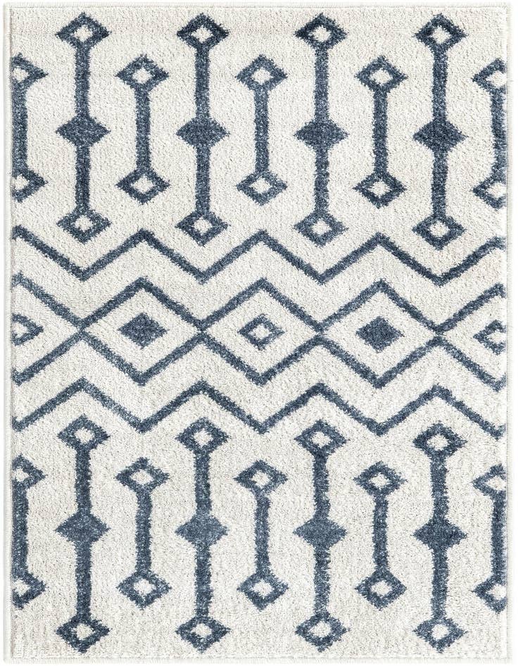 Detail image of 2' x 4' Bohemian Trellis Runner Rug