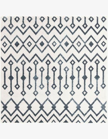 Coastal White Bohemian Trellis Square Rug