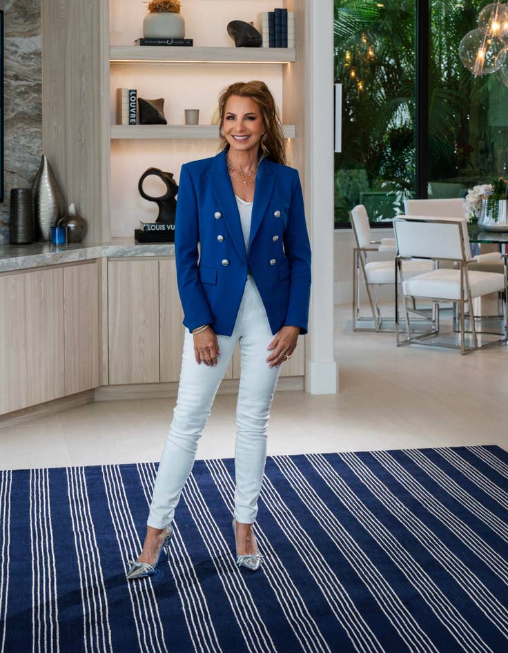 Detail image of 6' 1 x 9' Jill Zarin Striped Wool Rug