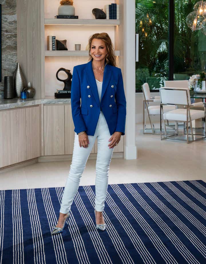 5' 1 x 8' Jill Zarin Striped Wool Rug