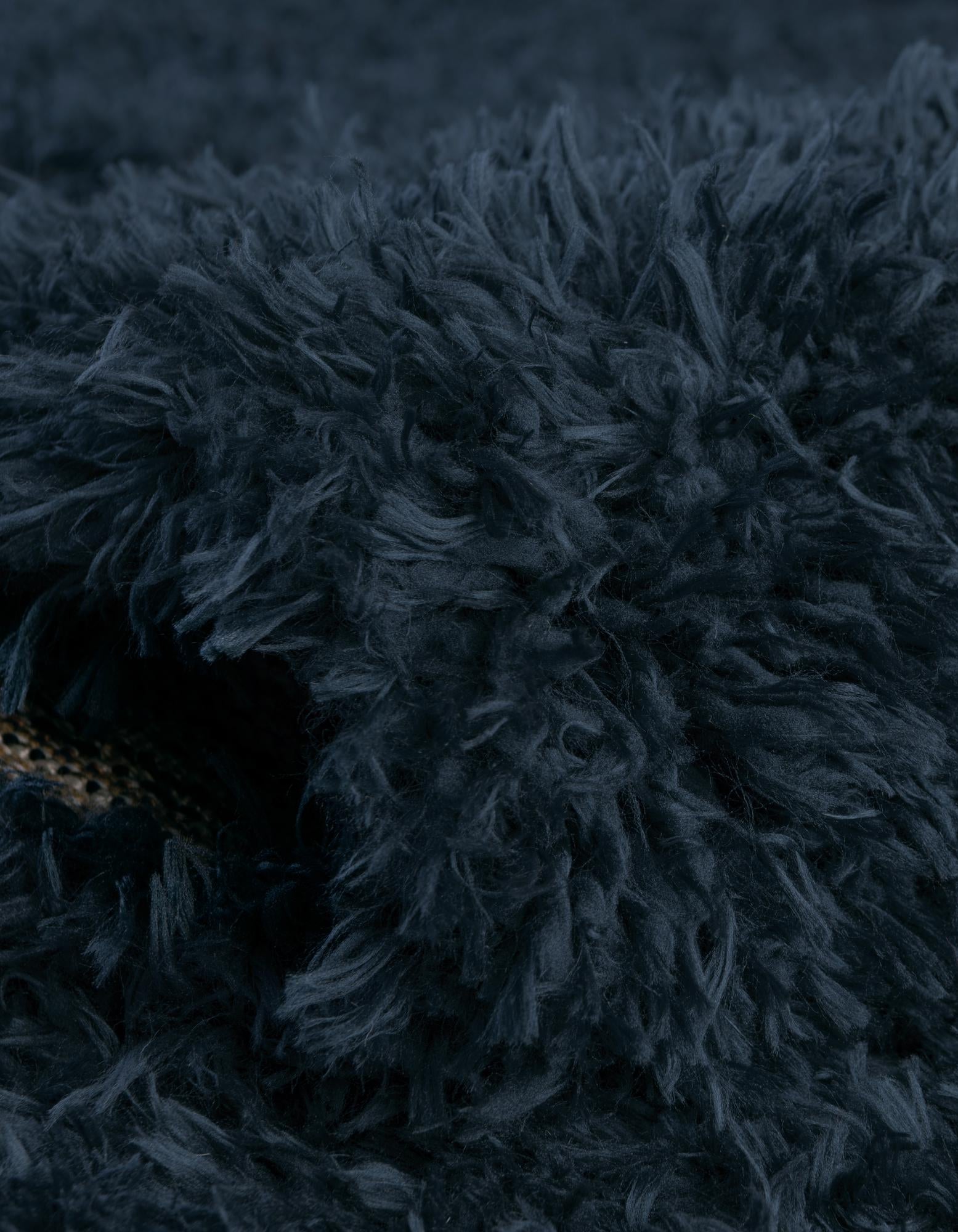 2' 7 x 10' Infinity Shag Runner Rug
