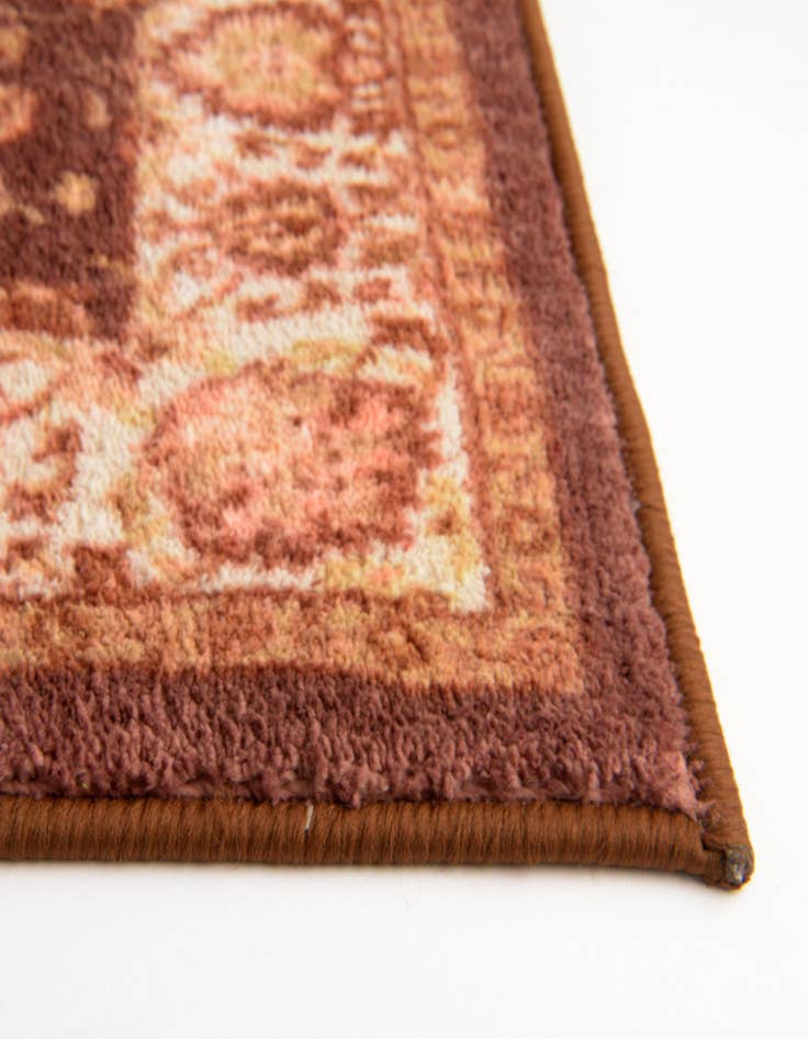 Detail image of 3' 3 x 5' 3 Medina Rug