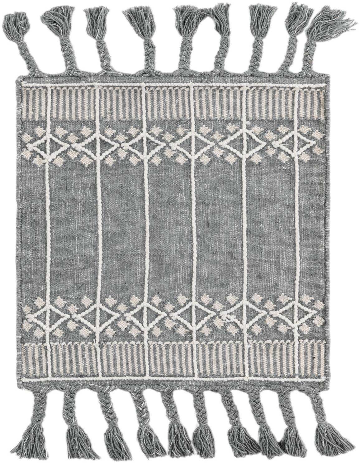 2' x 3' 1 Easy-Clean Eco Bohemian Indoor / Outdoor Rug