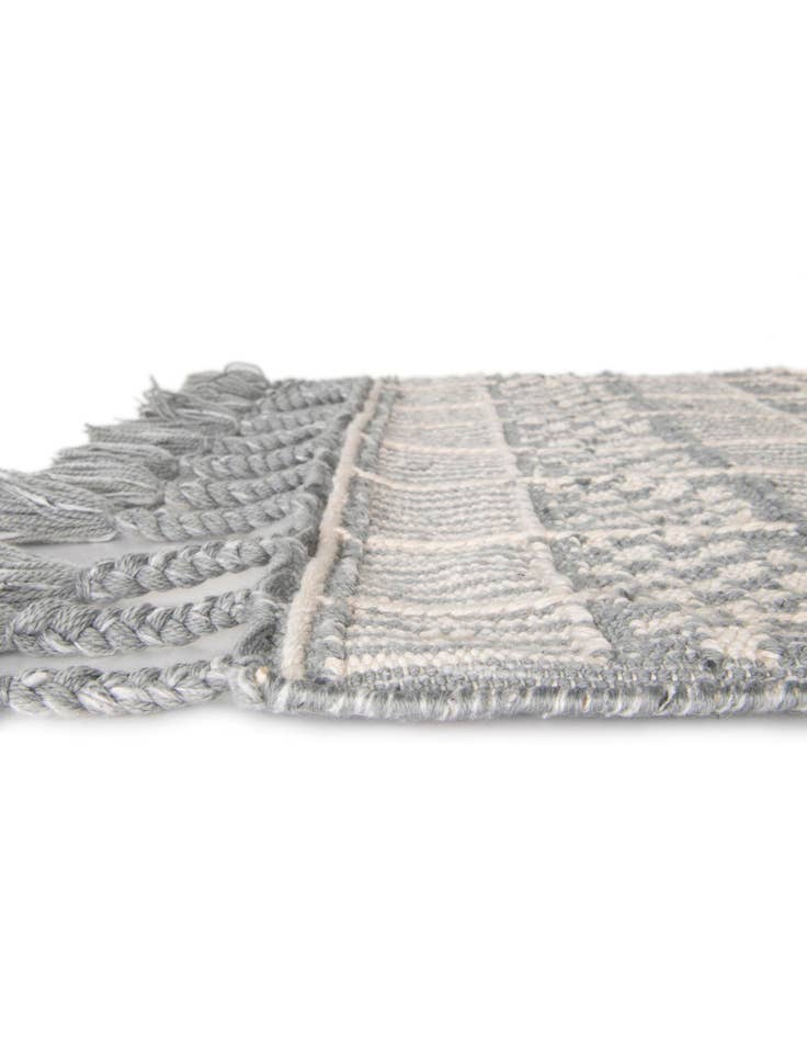 Detail image of 4' 1 x 6' 1 Easy-Clean Eco Bohemian Indoor / Outdoor Rug