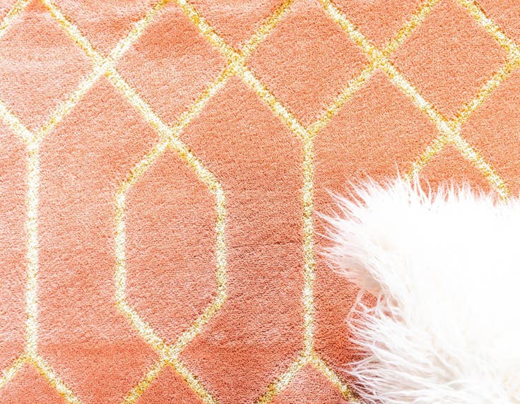 Detail image of 8' x 10' Marilyn Monroe™ Glam Trellis Rug