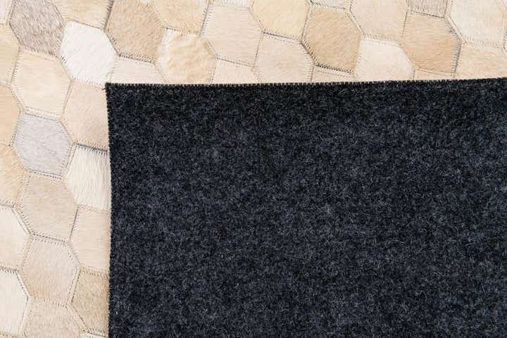 6' 8 x 9' 10 Cowhide Stocks Rug