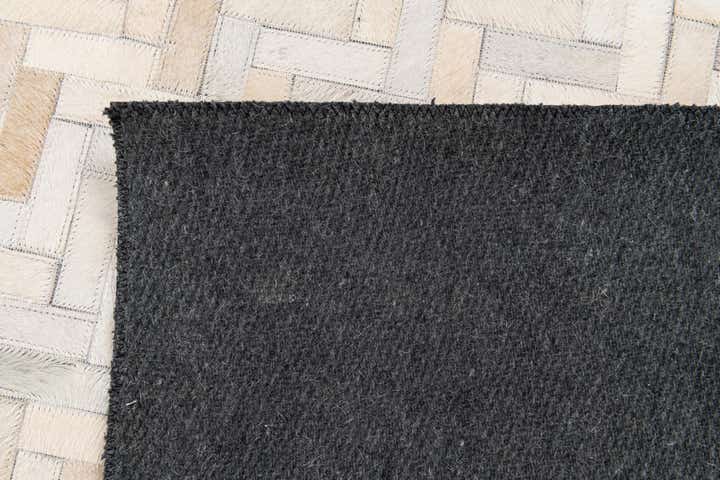 4' 10 x 7' 10 Cowhide Stocks Rug