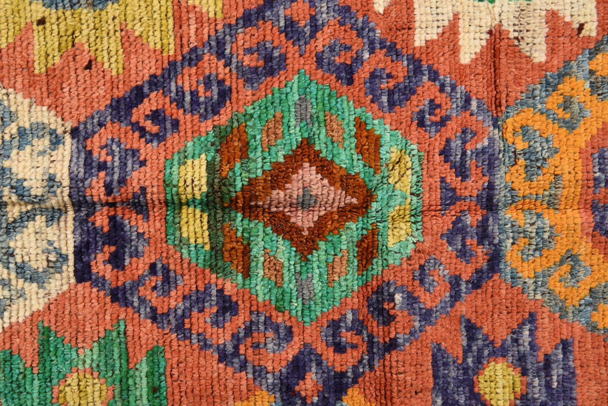 6' 7 x 10' 2 Hand Knotted Darya Wool Rug