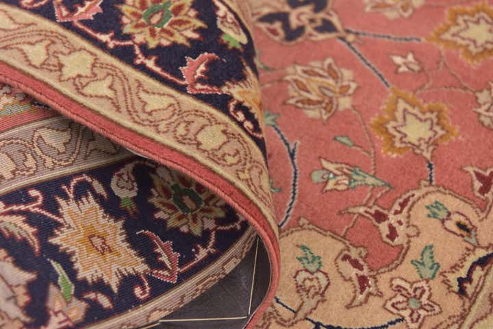 3' 5 x 5' Hand Knotted Isfahan Persian Rug