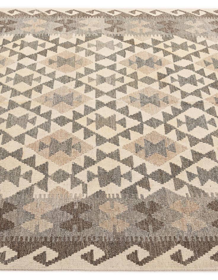 Detail image of 4' 10 x 6' 6  Hand Woven Kilim Maymana Wool Rug