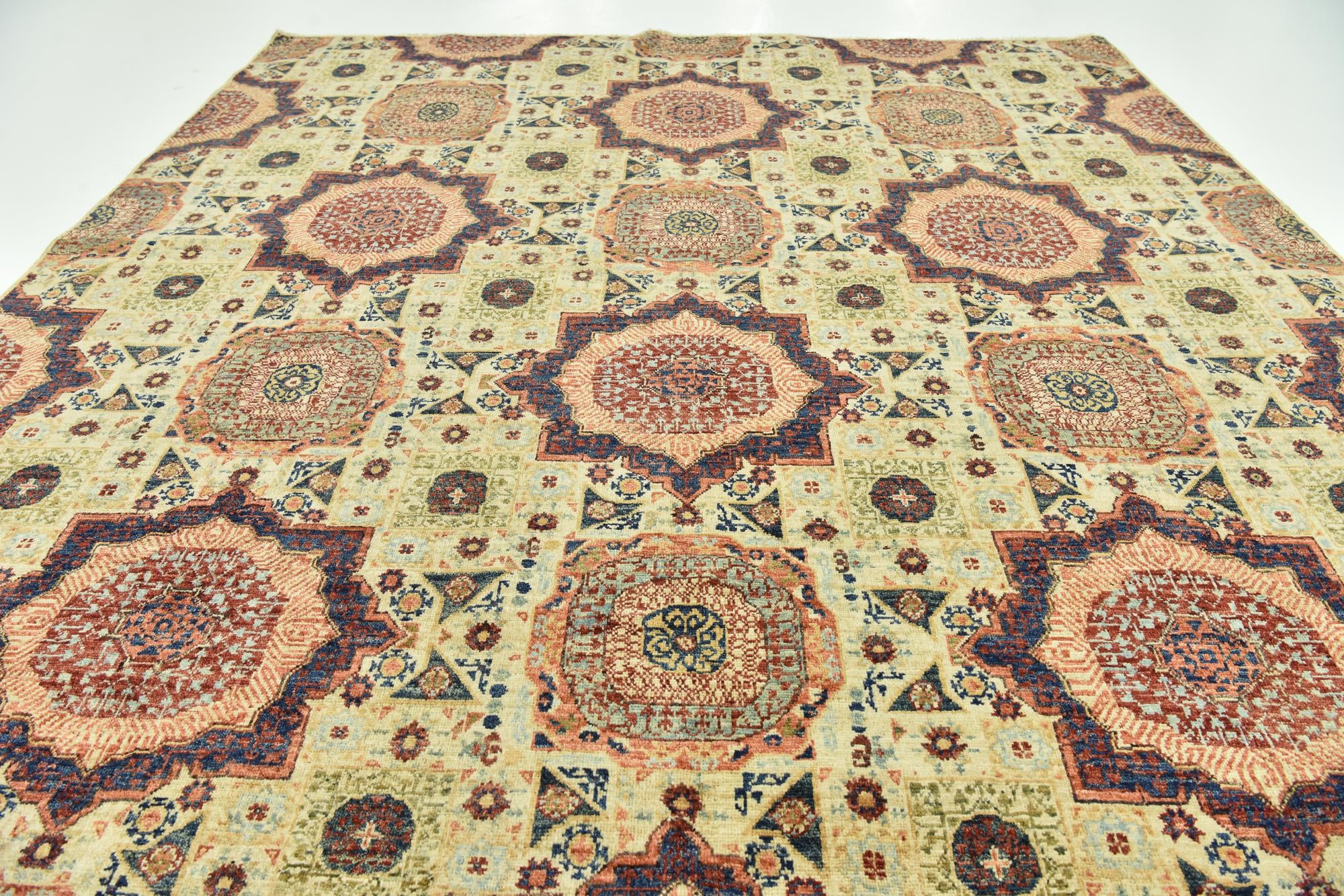 8' x 10' 3 Hand Knotted Mamluk Ziegler Rug
