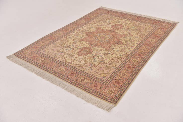 Detail image of 5' x 6' 6 Hand Knotted Tabriz Persian Rug